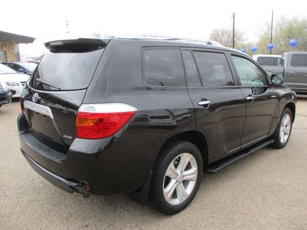 2010 Toyota Highlander Limited Sport Utility 4D - - by for sale in Wheat Ridge, CO – photo 3
