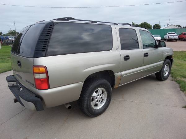 2000 Chevy SUBURBAN**Great Hunting Wagon** for sale in Holdrege, NE – photo 6