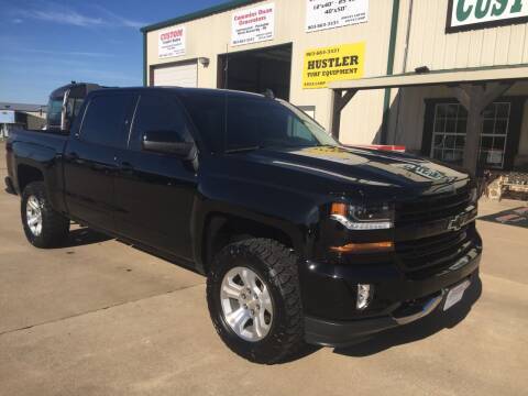 2018 Chevrolet Silverado Crew 4x4 - cars & trucks - by dealer -... for sale in Longview, TX – photo 5