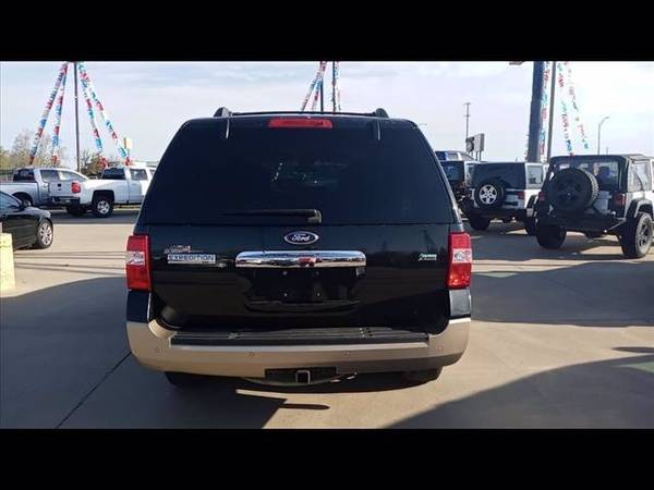 2014 Ford Expedition XLT - - by dealer - vehicle for sale in Wichita, KS – photo 4