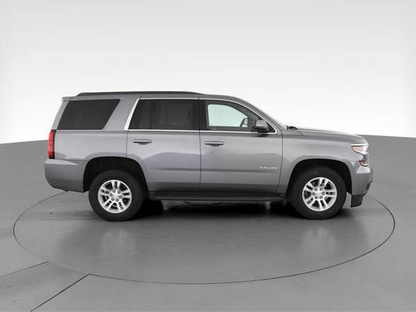 2018 Chevy Chevrolet Tahoe LS Sport Utility 4D suv Gray - FINANCE -... for sale in Rockford, IL – photo 13