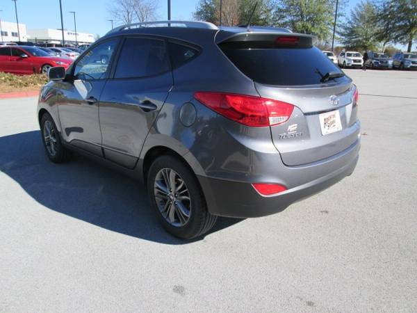 2014 Hyundai Tucson SE suv Shadow Gray - cars & trucks - by dealer -... for sale in Fayetteville, AR – photo 4