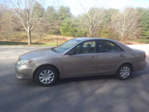 2006 toyota camry 154k - cars & trucks - by owner - vehicle... for sale in Bristol, CT – photo 2