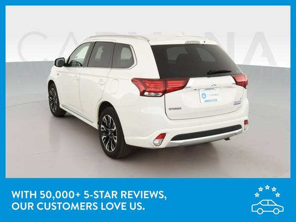 2018 Mitsubishi Outlander PHEV GT Sport Utility 4D suv White for sale in Indianapolis, IN – photo 6
