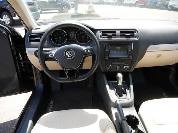 2017 Volkswagen VW Jetta 1 4T SE - - by dealer for sale in Inver Grove Heights, MN – photo 22