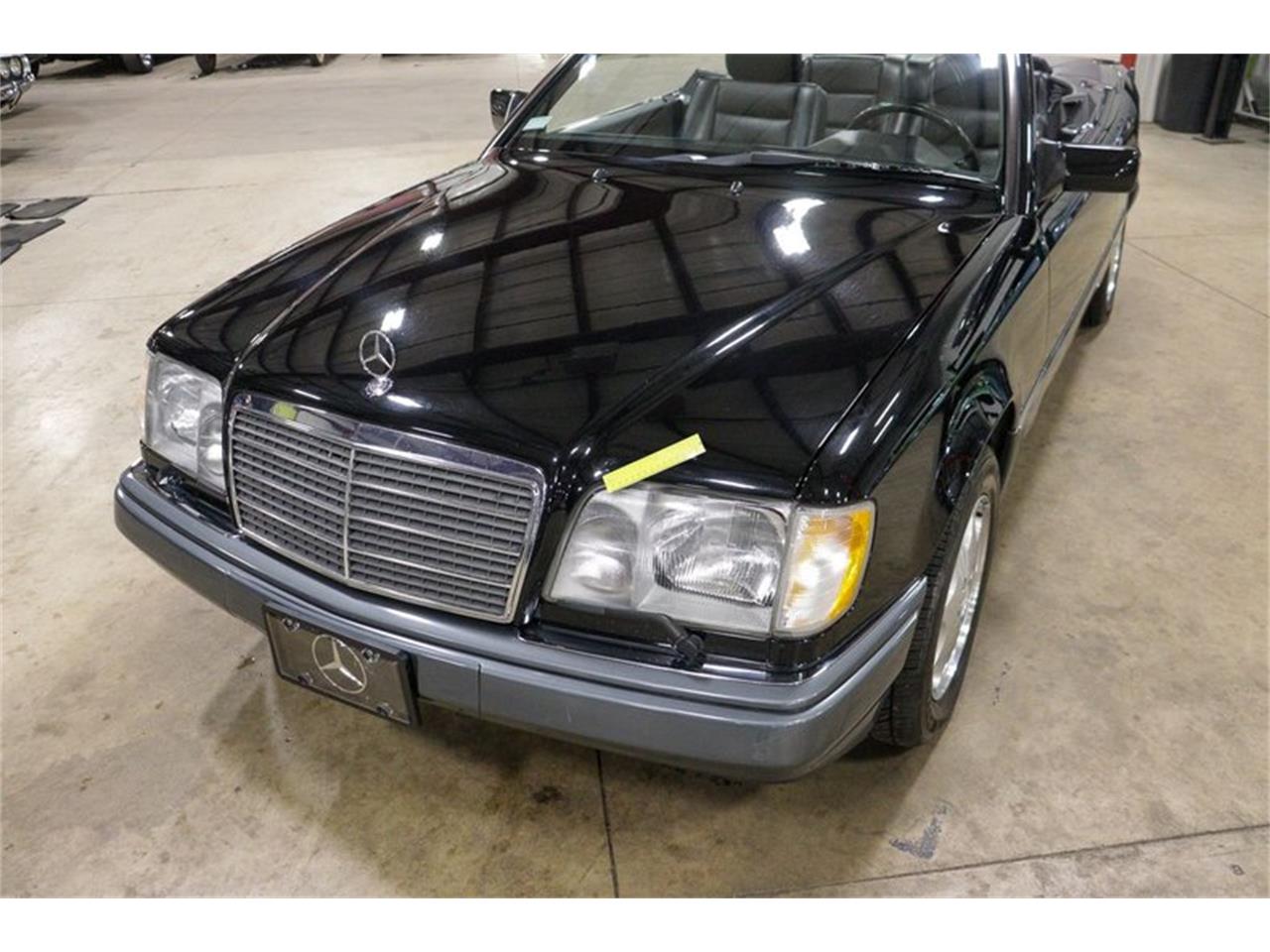 1995 Mercedes-Benz E320 for sale in Kentwood, MI – photo 40