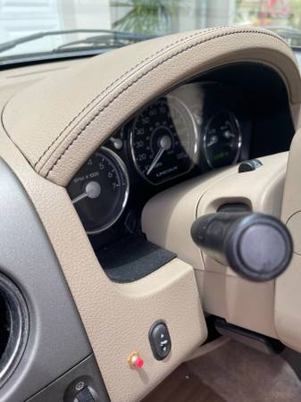 2008 Lincoln Mark LT - - by dealer - vehicle for sale in Lake Worth, FL – photo 6