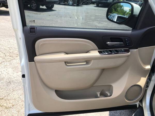 GMC Yukon Denali 4wd SUV Sunroof NAV Leather Clean Loaded Used Chevy for sale in Columbia, SC – photo 9