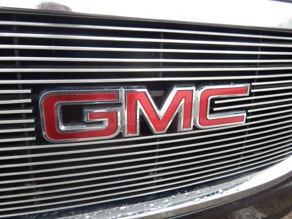 2010 GMC Yukon SLE - Closeout Deal! - - by dealer for sale in Oakdale, MN – photo 8