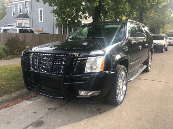 2010 Cadillac Escalade esv - cars & trucks - by owner - vehicle... for sale in Minneapolis, MN – photo 2