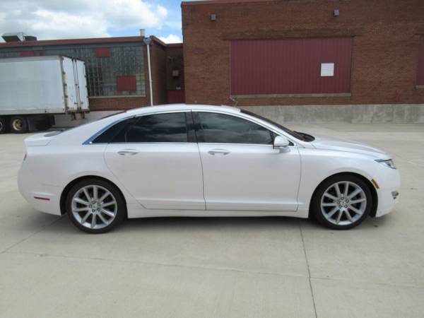 2014 Lincoln MKZ Base AWD V6 4dr Sedan - cars & trucks - by dealer -... for sale in Bloomington, IL – photo 3