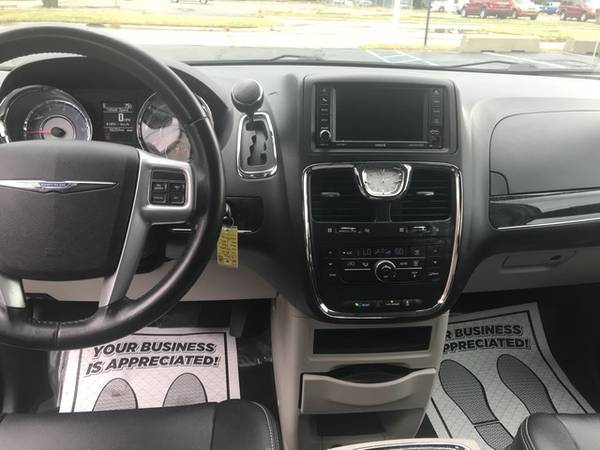 2014 CHRYSLER TOWN & COUNTRY TOURING We Specialize In damaged Credit... for sale in Warren, MI – photo 16