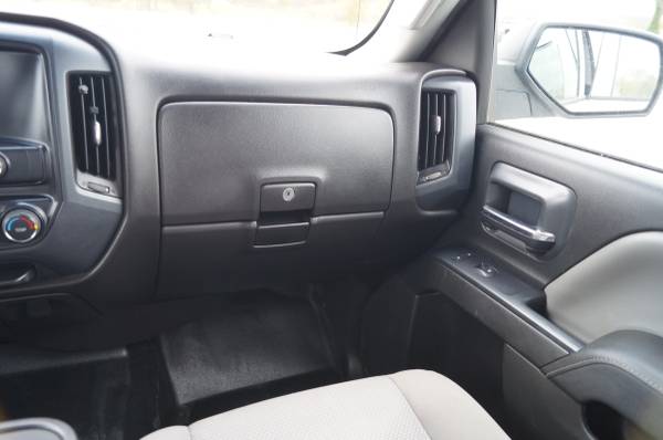 2015 GMC Sierra 2500 HD 4x4 - Double Cab Long Box - 4WD 6.0L V8... for sale in Dassel, MN – photo 16