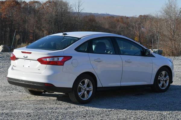 2013 *Ford* *Focus* *SE* - cars & trucks - by dealer - vehicle... for sale in Naugatuck, CT – photo 5