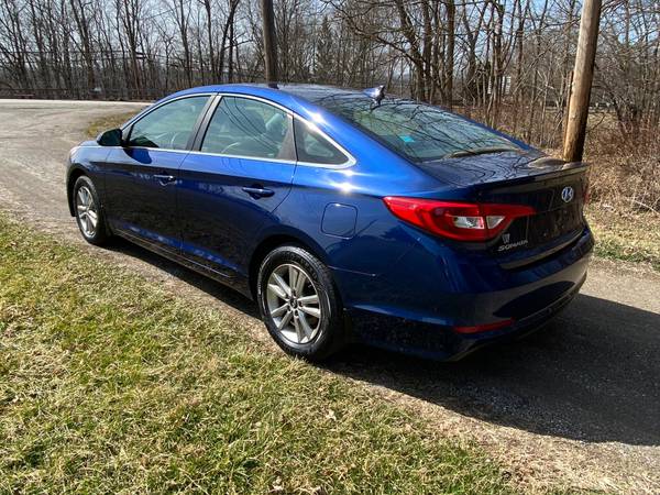 2015 Hyundai Sonata - - by dealer - vehicle automotive for sale in Wadsworth, OH – photo 4