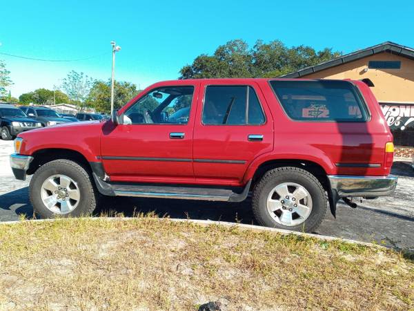 1995 TOYOTA 4RUNNER SR5 IMMACULATE!! - cars & trucks - by dealer -... for sale in New Port Richey , FL – photo 5