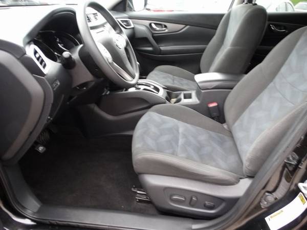2016 Nissan Rogue SV for sale in Kenosha, WI – photo 21
