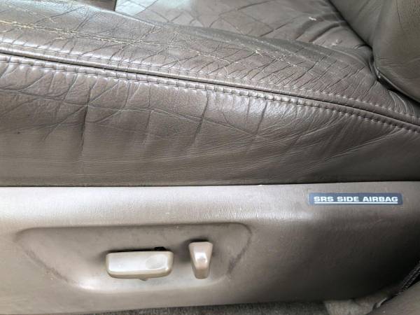 2001 Toyota Sienna Leather LOADED - - by dealer for sale in Derry, ME – photo 15