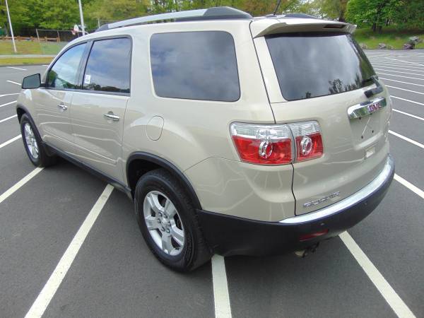 2010 GMC Acadia - - by dealer - vehicle automotive sale for sale in Waterbury, CT – photo 7