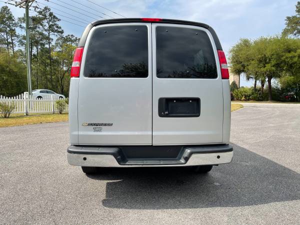 2017 CHEVROLET EXPRESS G2500 LS 2500 3dr Passenger Van - stock 11437 for sale in Conway, SC – photo 7