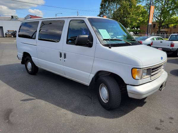 1996 Ford Econoline E150 ( GREAT SERVICE HISTORY, CLEAN CARFAX ) for sale in PUYALLUP, WA – photo 4