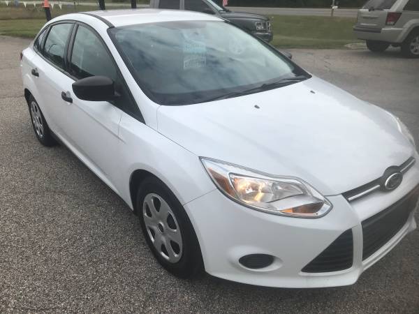 2014 FORD FOCUS 38+MPG & ONLY 82,000 MILES for sale in Howard City, MI – photo 2