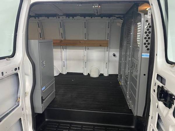 2013 Chevrolet Express Cargo 2500 Cargo 1-Owner Southern Van 57K for sale in Caledonia, MI – photo 22