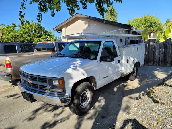 CHEVY 1996 UTILITY TRUCK 3500 GOOD CONDITION - - by for sale in Fremont, CA – photo 3