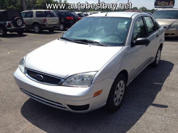 2005 Ford Focus ZX4 S 4dr Sedan Call for Steve or Dean for sale in Murphysboro, IL – photo 2