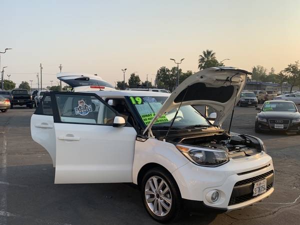 2019 Kia Soul + ONE OWNER****LOW MILES****SUPER NICE AND CLEAN -... for sale in Sacramento , CA – photo 18