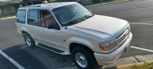 READ 1996 Ford Explorer V8 all wheel drive 409 00 at dmv - cars & for sale in Riverbank, CA – photo 4