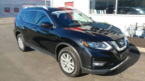 2017 Nissan Rogue SV AWD 4dr Crossover (midyear release) for sale in North Tonawanda, NY – photo 3