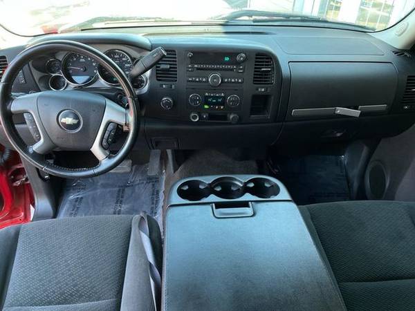 2007 Chevrolet Silverado 1500 Crew Cab - - by dealer for sale in Palatine, WI – photo 11