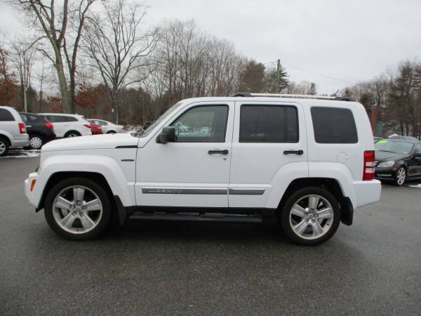 2012 Jeep Liberty 4x4 4WD Limited Jet Heated Leather Moonroof SUV for sale in Brentwood, MA – photo 7