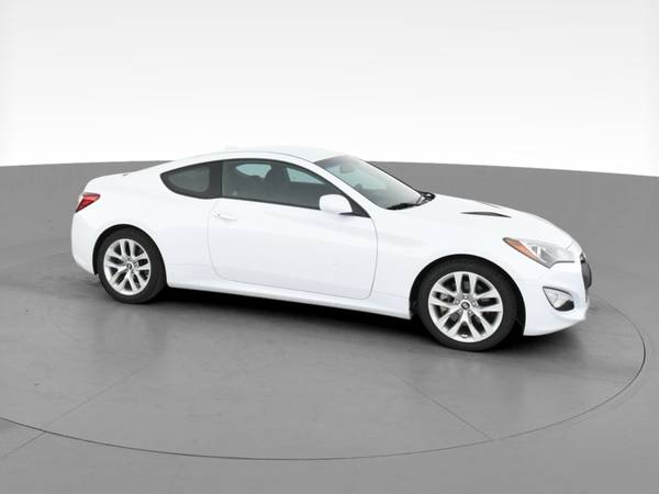 2014 Hyundai Genesis Coupe 2.0T Coupe 2D coupe White - FINANCE... for sale in Harrison Township, MI – photo 14