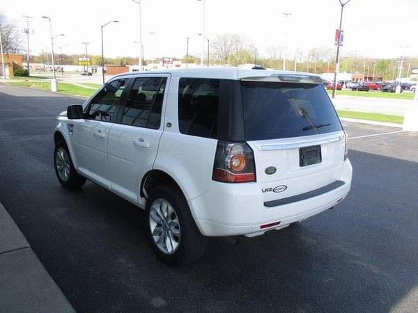 2013 Land Rover LR2 SUV Base - Land Rover Fuji White for sale in Green Bay, WI – photo 6