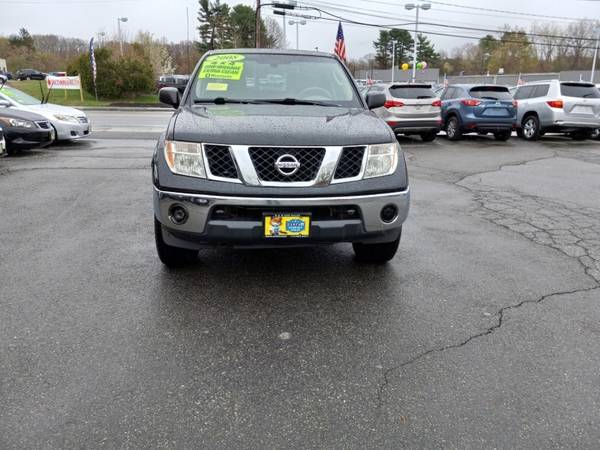 2008 Nissan Frontier 4WD Crew Cab SWB Auto SE - - by for sale in Marlborough , MA – photo 3