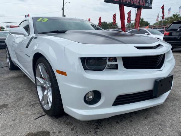 Chevrolet Camaro SS 2013 - - by dealer - vehicle for sale in Miami, FL – photo 2