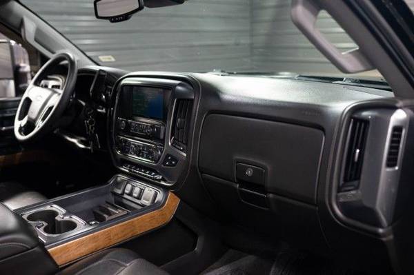 2016 Chevrolet Silverado 3500 HD Crew Cab LTZ Pickup 4D 8 ft Pickup for sale in Finksburg, VA – photo 10