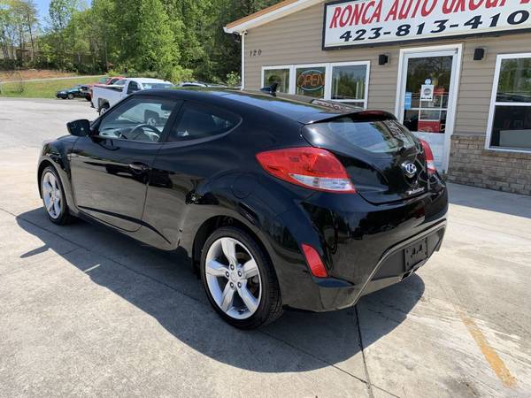 2015 Hyundai Veloster Hatchback - - by dealer for sale in Cleveland, TN – photo 7