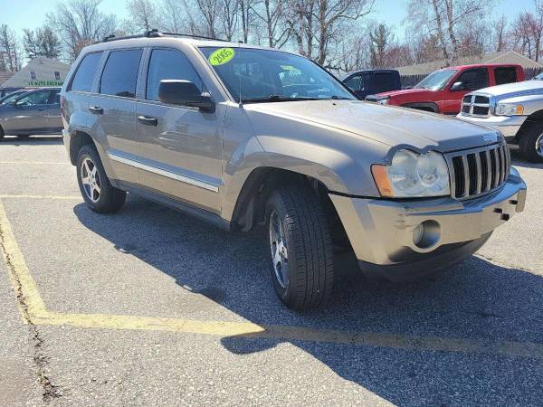 2005 Jeep Grand Cherokee Leather LOADED 4x4 - - by for sale in Derry, NH – photo 8