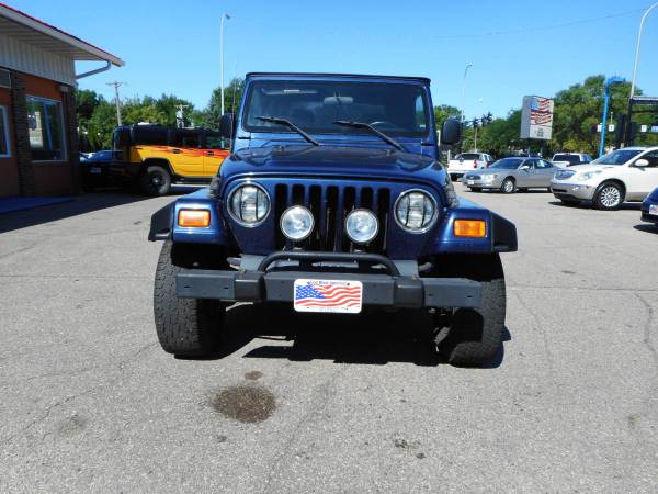 ★★★ 2006 Jeep Wrangler Sport 4x4 / 6 Speed Manual! ★★★ - cars &... for sale in Grand Forks, ND – photo 3