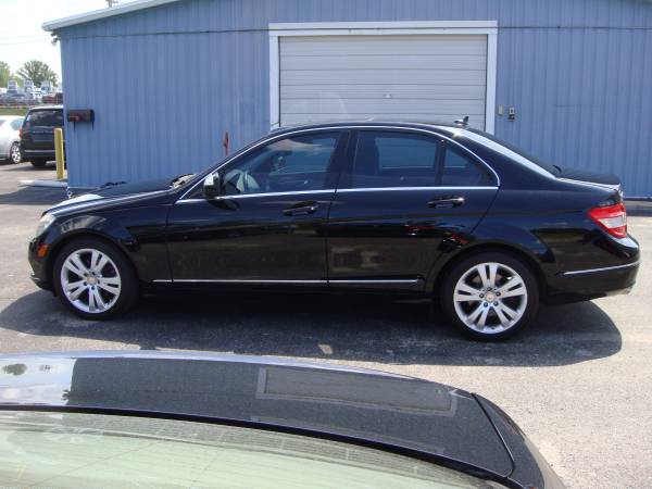 2008 Mercedes C300 w/ Luxury Package only 119k mile Pristine Condition for sale in Jeffersonville, KY – photo 2