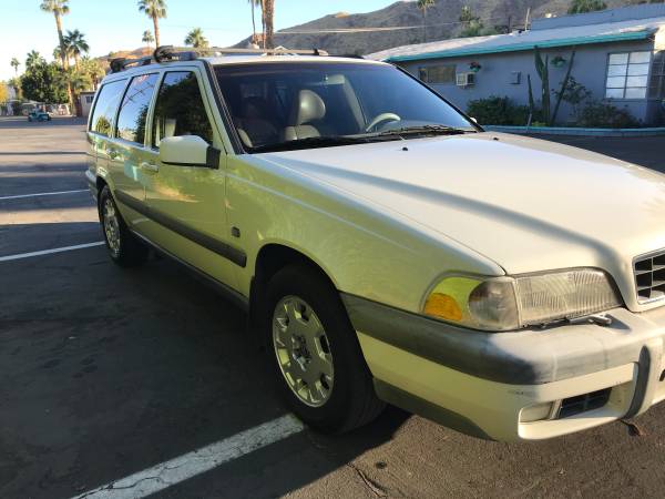 VOLVO 2000 V70 XC/SE 4WD CROSSCOUNTRY WAGON - cars & trucks - by... for sale in Palm Springs, CA – photo 9