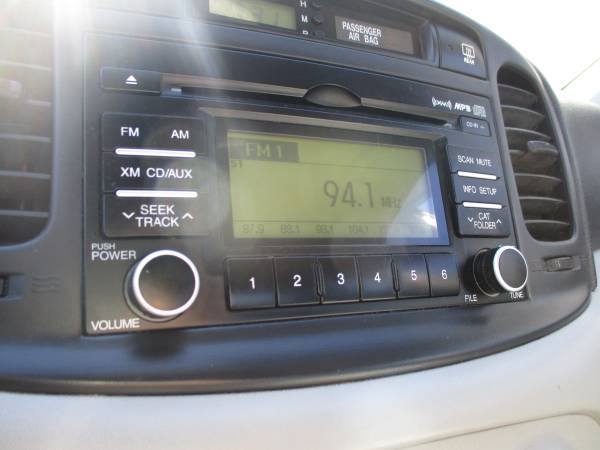 2009 HYUNDAI ACCENT GLS ONE OWNER CLEAN CARFAX 95K MILES for sale in Providence, RI – photo 13