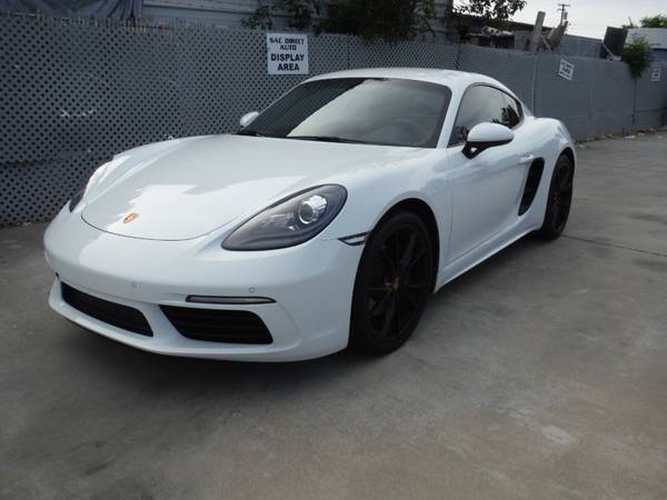 2017 Porsche 718 Cayman 15K MILES ONLY 6 SPEED MANUAL WITH APPLE for sale in Sacramento , CA – photo 4