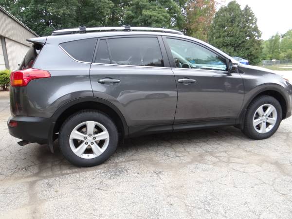2014 Toyota Rav4 XLE - 4 Cyl - - by dealer - vehicle for sale in Londonderry, VT – photo 8