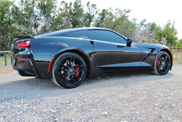 2014 CHEVROLET CORVETTE Z51 - 7 SPEED MANUAL - LOW MILES - BLK ON BLK! for sale in Liberty Hill, IL – photo 10
