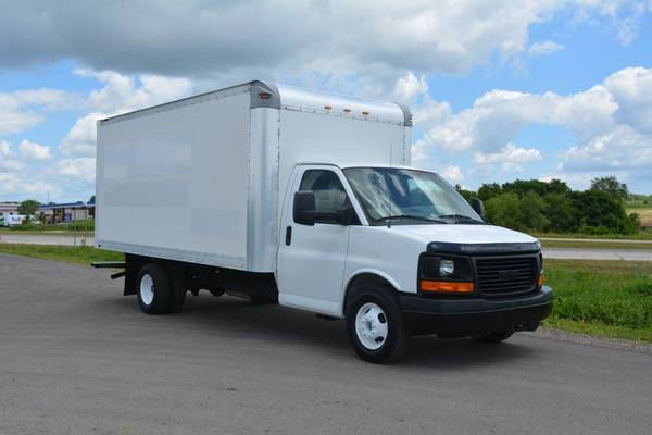 Box Truck Liquidation Sale for sale in Springfield, IL – photo 4