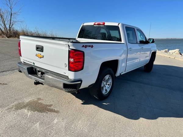 2018 Chevrolet Silverado 1500 Crew Cab - Financing Available! - cars... for sale in Junction City, KS – photo 13